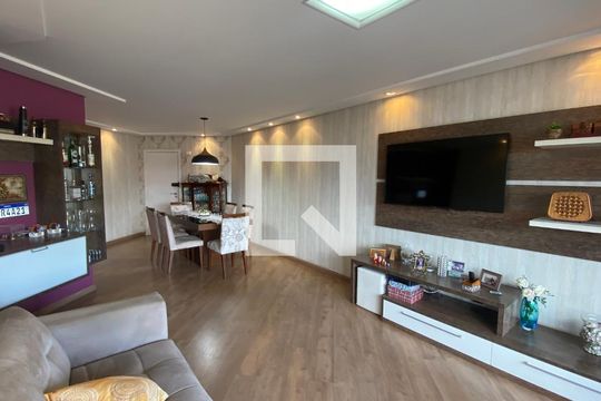 Sala  de apartamento à venda com 3 quartos, 134m² em Vila Assunção, Santo André