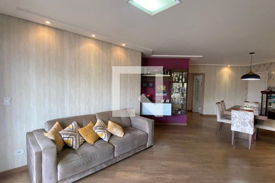 Sala  de apartamento à venda com 3 quartos, 134m² em Vila Assunção, Santo André
