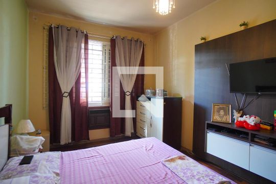 Quarto 1 de apartamento para alugar com 3 quartos, 128m² em Santa Cecília, Porto Alegre