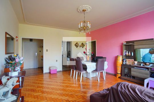 Sala de apartamento para alugar com 3 quartos, 128m² em Santa Cecília, Porto Alegre
