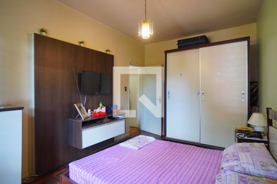 Quarto 1 de apartamento para alugar com 3 quartos, 128m² em Santa Cecília, Porto Alegre