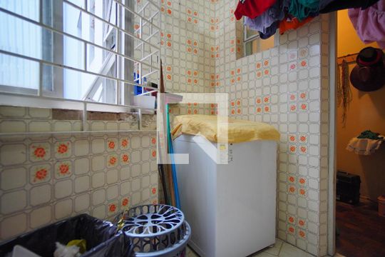 Área de Serviço de apartamento para alugar com 3 quartos, 128m² em Santa Cecília, Porto Alegre