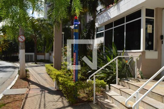 Fachada + Portaria de apartamento à venda com 3 quartos, 100m² em Vila Mariana, São Paulo
