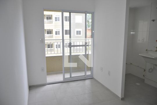 Apartamento para alugar com 2 quartos, 58m² em Del Castilho, Rio de Janeiro