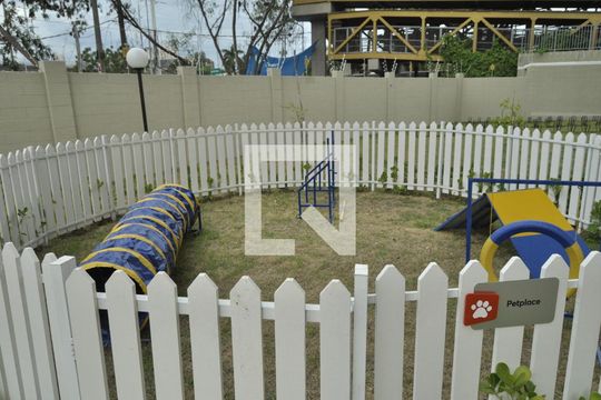 Área Comum de apartamento para alugar com 2 quartos, 58m² em Del Castilho, Rio de Janeiro
