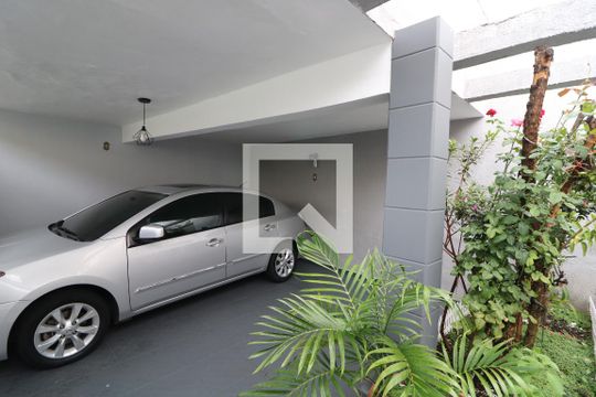 Garagem de casa à venda com 5 quartos, 300m² em Vila Formosa, São Paulo