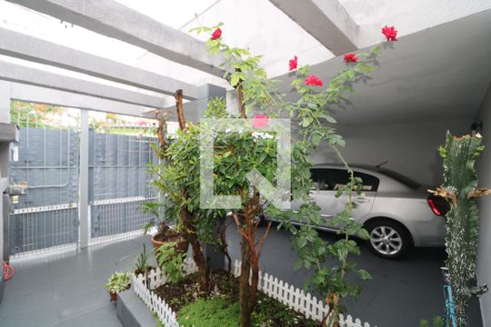 Garagem de casa à venda com 5 quartos, 300m² em Vila Formosa, São Paulo