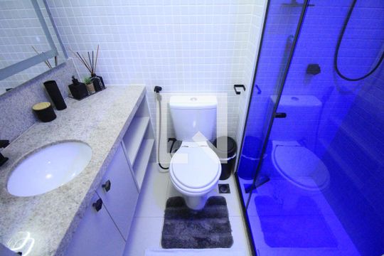 Banheiro Suíte de apartamento para alugar com 1 quarto, 37m² em Boca do Rio, Salvador