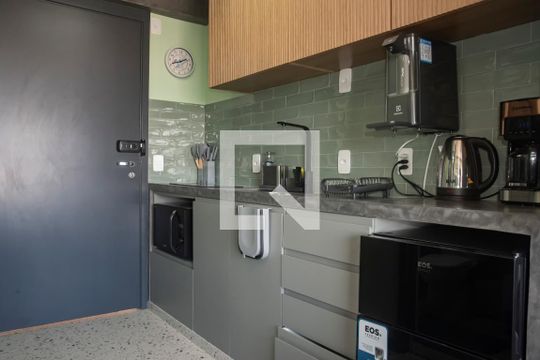 Cozinha de kitnet/studio para alugar com 1 quarto, 18m² em Vila Clementino, São Paulo