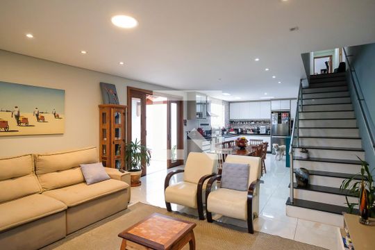 Sala de casa à venda com 4 quartos, 280m² em Vila Mariza, São Bernardo do Campo