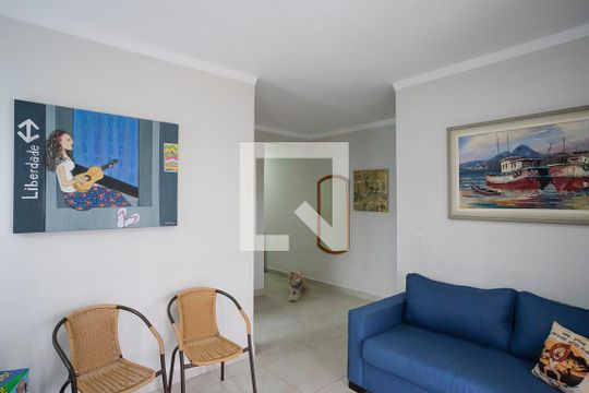 Sala de TV de casa à venda com 4 quartos, 280m² em Vila Mariza, São Bernardo do Campo