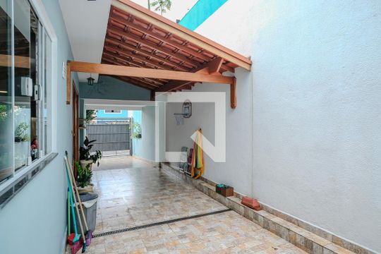 Garagem de casa à venda com 4 quartos, 280m² em Vila Mariza, São Bernardo do Campo
