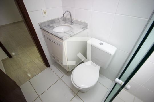 Banheiro de apartamento para alugar com 2 quartos, 66m² em Jardim Goncalves, Sorocaba
