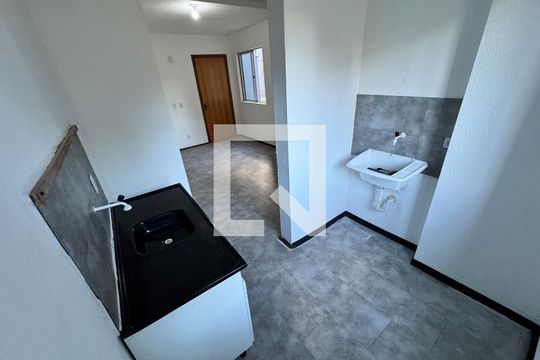 Cozinha de apartamento para alugar com 2 quartos, 51m² em Santos Dumont, São Leopoldo
