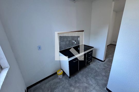 Cozinha de apartamento para alugar com 2 quartos, 51m² em Santos Dumont, São Leopoldo