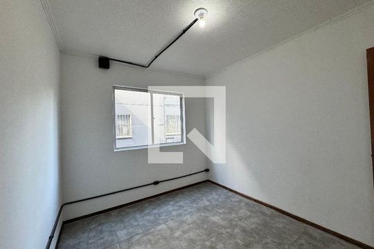 Quarto 1 de apartamento para alugar com 2 quartos, 51m² em Santos Dumont, São Leopoldo