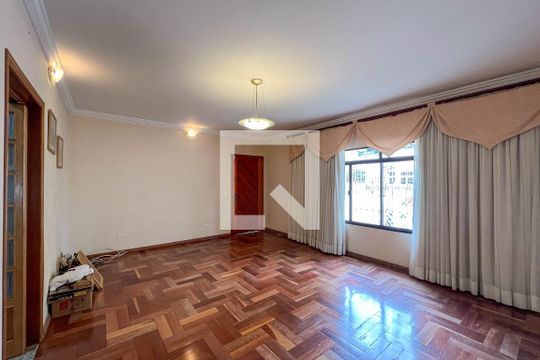 Sala de casa à venda com 4 quartos, 304m² em Ipiranga, São Paulo
