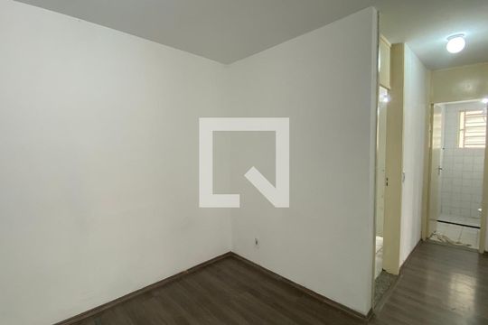 Sala de apartamento à venda com 2 quartos, 54m² em Vila Lutécia, Santo André