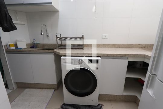 Lavanderia de casa de condomínio à venda com 2 quartos, 86m² em Jardim Guairaca, São Paulo