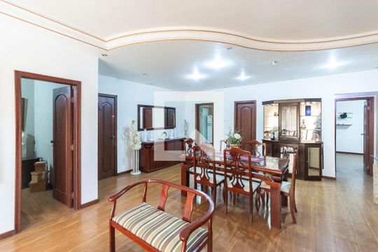 Sala 2 de apartamento à venda com 4 quartos, 250m² em Grajaú, Rio de Janeiro