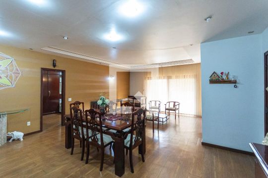 Sala 2 de apartamento à venda com 4 quartos, 250m² em Grajaú, Rio de Janeiro
