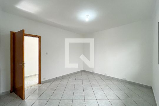 Quarto 2 de casa à venda com 2 quartos, 100m² em Vila Arcadia, São Paulo