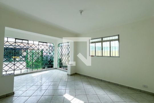 Casa à venda com 2 quartos, 100m² em Vila Arcadia, São Paulo