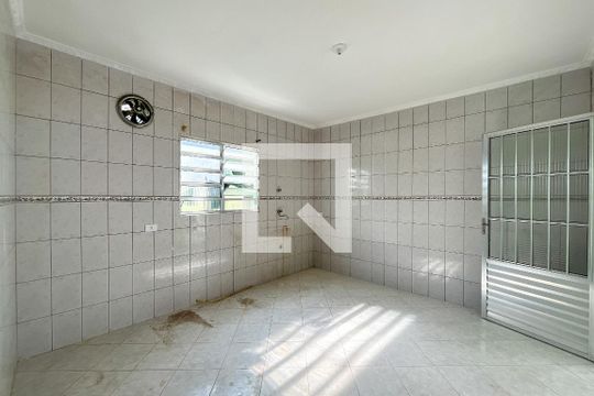 Cozinha de casa à venda com 2 quartos, 100m² em Vila Arcadia, São Paulo