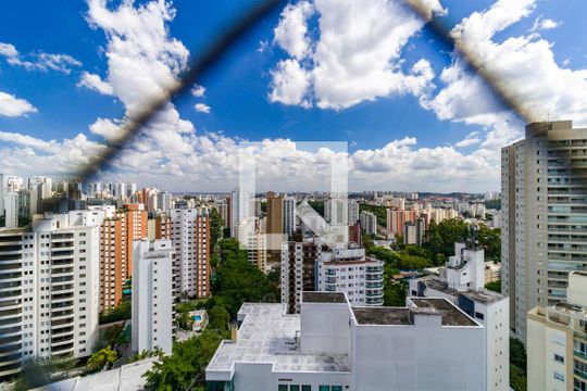 Vista - Quarto 3 de apartamento à venda com 3 quartos, 170m² em Vila Suzana, São Paulo