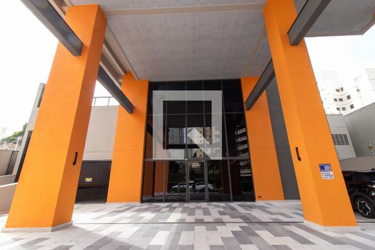 Fachada de apartamento para alugar com 1 quarto, 42m² em Cambuí, Campinas