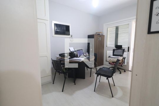 Quarto 01 de apartamento para alugar com 3 quartos, 186m² em Centro, Novo Hamburgo