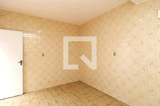 Cozinha de casa para alugar com 2 quartos, 102m² em Vila Constança, São Paulo