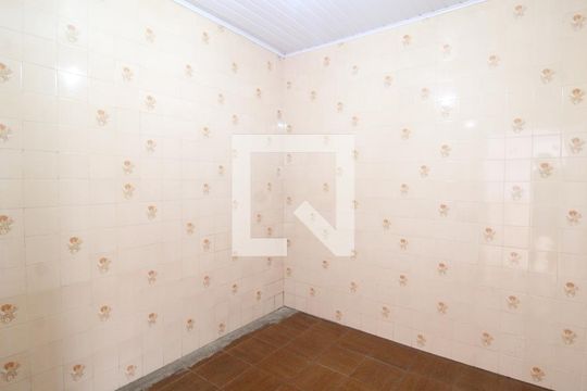 Quarto de Serviço de casa para alugar com 2 quartos, 102m² em Vila Constança, São Paulo