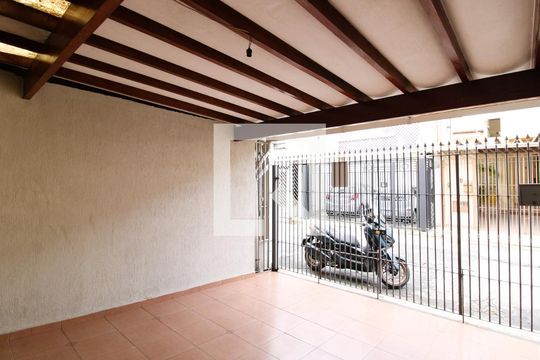 Garagem de casa para alugar com 2 quartos, 102m² em Vila Constança, São Paulo