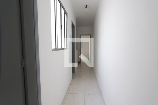 Corredor de casa à venda com 3 quartos, 134m² em Vila Primavera, São Paulo