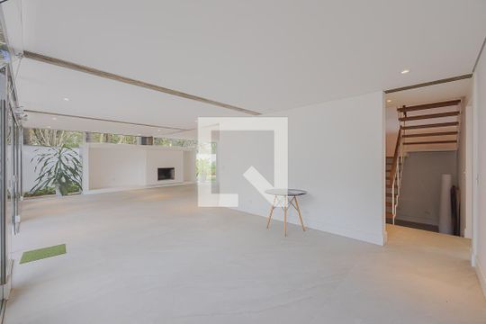 Sala de casa à venda com 4 quartos, 359m² em Jardim Paulista, São Paulo