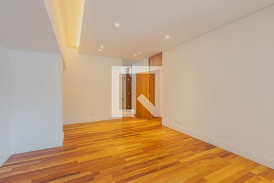 Suíte 2 de casa à venda com 4 quartos, 359m² em Jardim Paulista, São Paulo