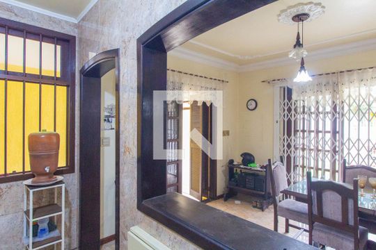 Cozinha de casa à venda com 3 quartos, 300m² em Igara, Canoas