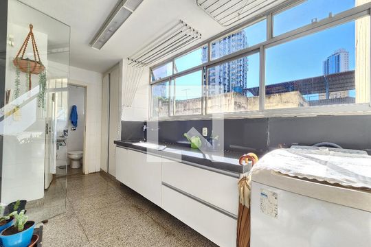 Área de Serviço - DCE de apartamento à venda com 4 quartos, 230m² em Funcionários, Belo Horizonte