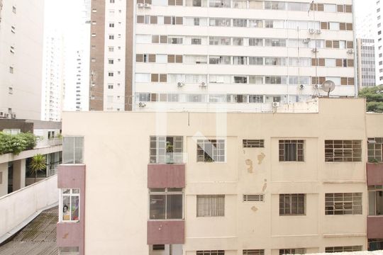 Vista da Suíte 2 de apartamento para alugar com 3 quartos, 147m² em Vila Nova Conceição, São Paulo