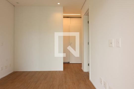 Suíte master de apartamento para alugar com 3 quartos, 147m² em Vila Nova Conceição, São Paulo