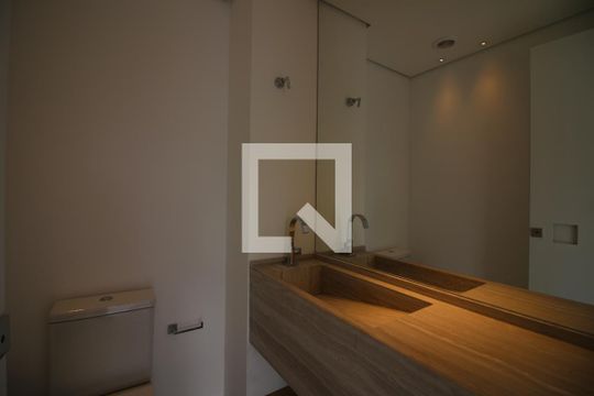 Lavabo de apartamento para alugar com 3 quartos, 147m² em Vila Nova Conceição, São Paulo