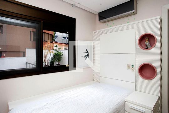 Quarto 2 de apartamento à venda com 3 quartos, 269m² em Auxiliadora, Porto Alegre