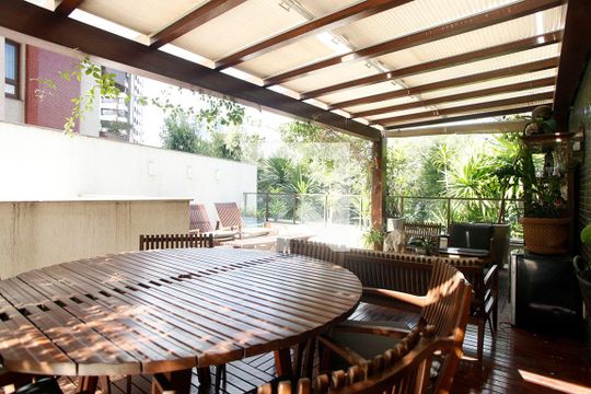 Varanda Pátio de apartamento à venda com 3 quartos, 269m² em Auxiliadora, Porto Alegre