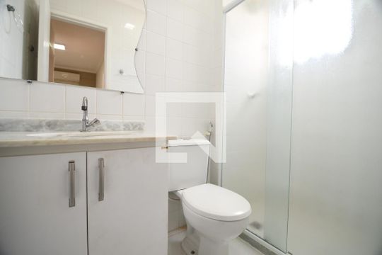 Banheiro 2 de casa de condomínio para alugar com 3 quartos, 80m² em Parque Imperador, Campinas