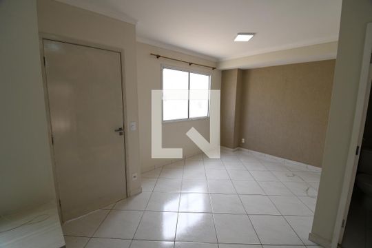 Sala de casa de condomínio para alugar com 3 quartos, 80m² em Parque Imperador, Campinas
