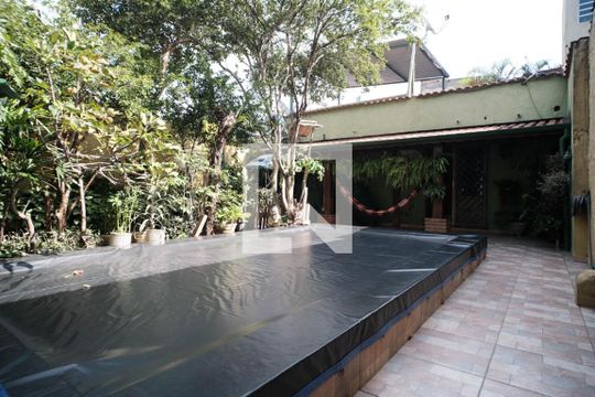 Quintal de casa à venda com 2 quartos, 320m² em Jardim Matarazzo, São Paulo