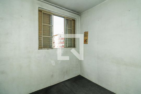 Quarto 2 de apartamento à venda com 2 quartos, 47m² em Rubem Berta, Porto Alegre