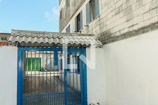 Garagem de apartamento à venda com 2 quartos, 47m² em Rubem Berta, Porto Alegre