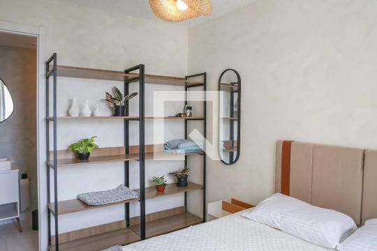 Suíte de apartamento à venda com 1 quarto, 27m² em Parque Industrial Tomas Edson, São Paulo